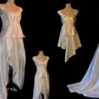 Robe en satin et dentelle